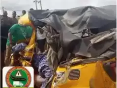 Tragedy On Lagos Road As One-Way SUV Driver Kills Tricycle Operator, Flees Scene Tragedy On Lagos Road As One-Way SUV Driver Kills Tricycle Operator, Flees Scene