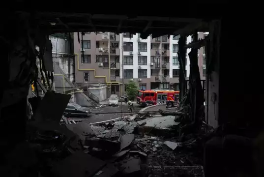 Russia Strikes Ukraine Amid Kyiv Fresh Talks Russia Strikes Ukraine Amid Kyiv Fresh Talks