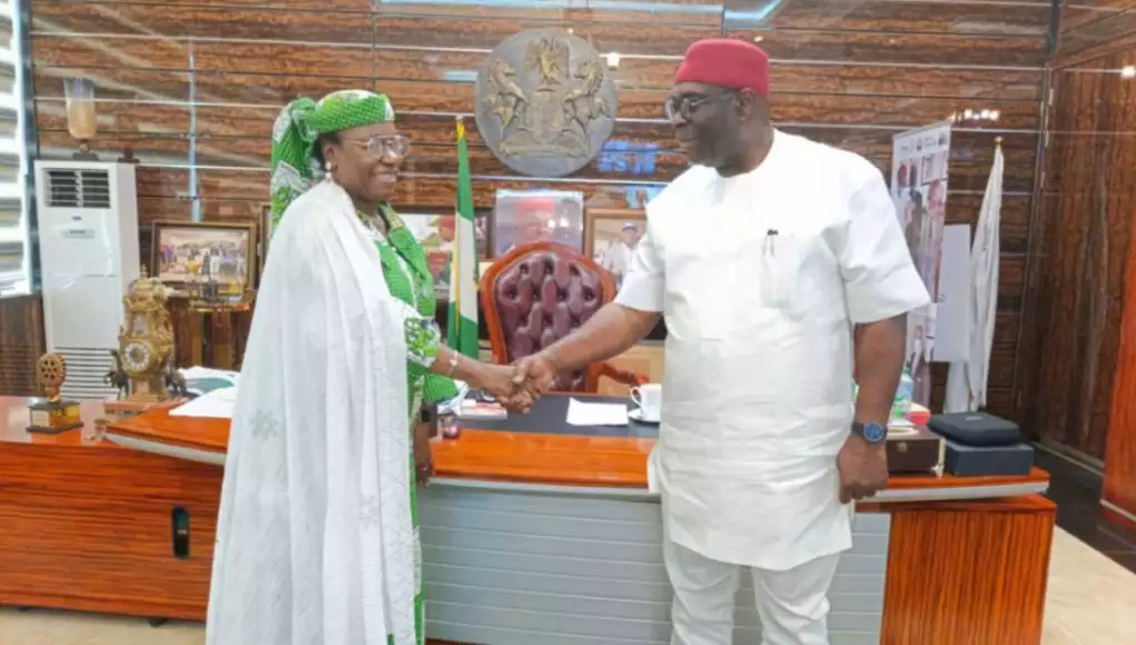 NCWS National President, Mrs Azura, Pays Courtesy Visit To Sir Chikwe Udensi In Abuja (Photos)