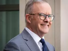 Australia Cuts Student Loan Debts By 20% Australia Cuts Student Loan Debts By 20%