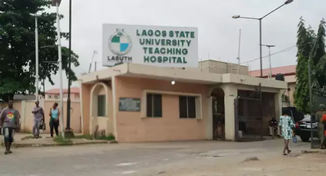 Patients, Families Affected As LASUTH Doctors Launch Warning Strike Patients, Families Affected As LASUTH Doctors Launch Warning Strike