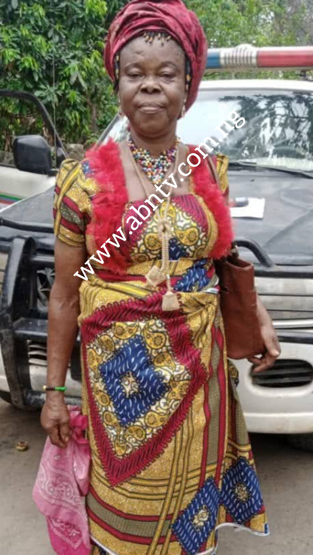 Shock As Popular Entertainer ‘Nwayi Garri’ Slumps, Dies At August Meeting In Abia Community (Photo)