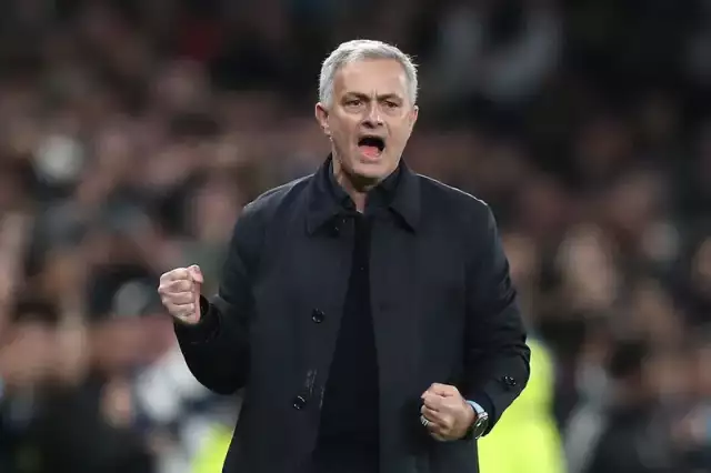 Mourinho Returns To Benfica After Lage Dismissal Mourinho Returns To Benfica After Lage Dismissal