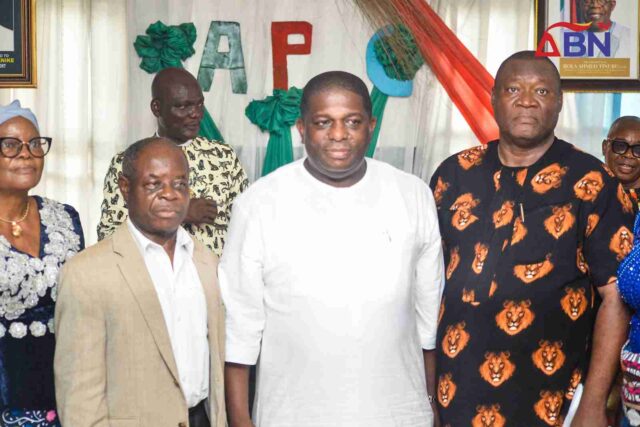 APC Abia Welcomes Mascot Uzor Kalu Back Into Party Fold, Describes Him As “Political Titan” (Photos, Video) APC Abia Welcomes Mascot Uzor Kalu Back Into Party Fold, Describes Him As “Political Titan” (Photos, Video)