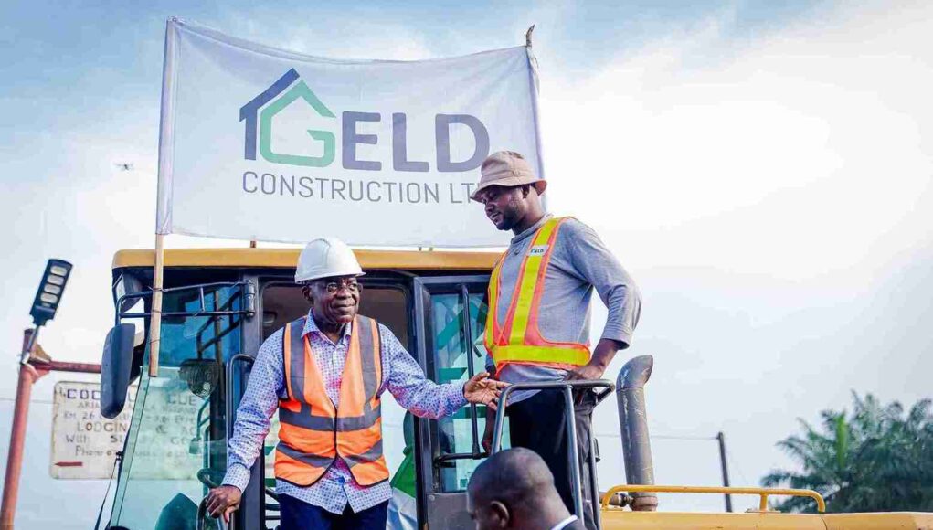 Gov. Otti Flags Off 13.5km Ariam-Usaka Ring Road Construction, Pledges More Development In Ikwuano (Photos)