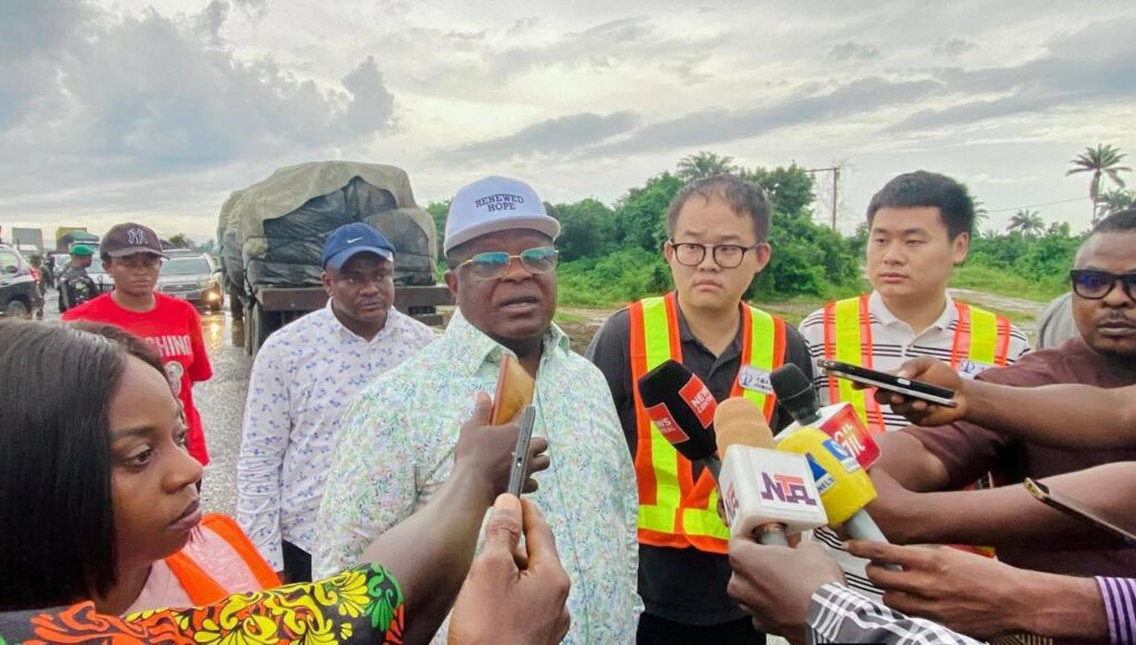 Umahi Issues 14-Day Termination Notice To CCECC Over Poor Aba-Bound Road Work