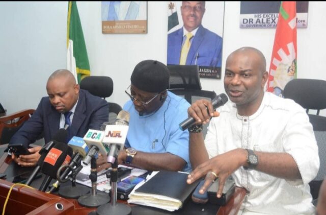 Relief Coming For Abia workers As Govt Sets Up High-level Team To Clear Promotions, Gratuities, Leave Allowances Relief Coming For Abia workers As Govt Sets Up High-level Team To Clear Promotions, Gratuities, Leave Allowances