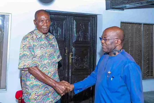 Governor Otti Celebrates APC Chieftain Prince B.B. Apugo on His Birthday Governor Otti Celebrates APC Chieftain Prince B.B. Apugo on His Birthday
