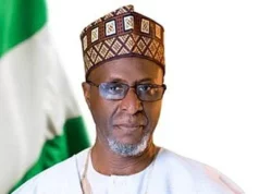 FG Imposes Ban Wood Export, Revokes Licences FG Imposes Ban Wood Export, Revokes Licences