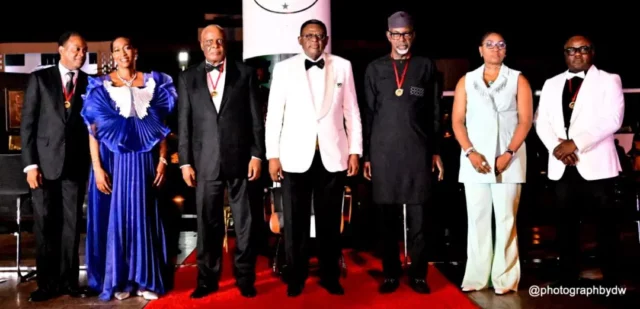 “Cross River Lights Up 20th Carnival Calabar As Governor Otu Flags Off Historic Anniversary Edition” “Cross River Lights Up 20th Carnival Calabar As Governor Otu Flags Off Historic Anniversary Edition”