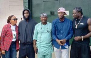 Burna Boy, Verydarkman Visit Kirikiri Maximum Security Custodial Centre Burna Boy, Verydarkman Visit Kirikiri Maximum Security Custodial Centre