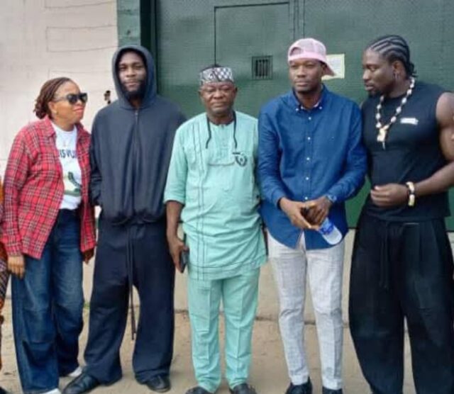 Burna Boy, Verydarkman Visit Kirikiri Maximum Security Custodial Centre Burna Boy, Verydarkman Visit Kirikiri Maximum Security Custodial Centre