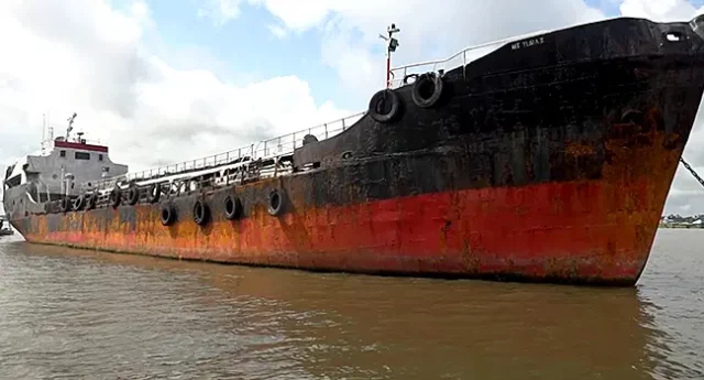 US Intercepts Nigerian-owned Supertanker Over Alleged Crude Theft US Intercepts Nigerian-owned Supertanker Over Alleged Crude Theft