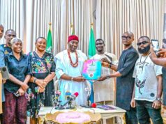 OMPAN Presents Patron Award Plaque To Deputy Speaker Benjamin Kalu OMPAN Presents Patron Award Plaque to Deputy Speaker Benjamin Kalu