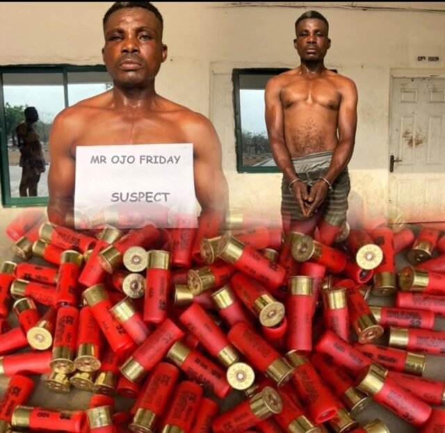 13 Brigade Troops Arrest Suspected Gun Runner, Recover 245 Cartridges In Cross River 13 Brigade Troops Arrest Suspected Gun Runner, Recover 245 Cartridges In Cross River