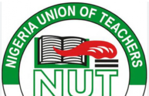 12 Outstanding Teachers Get N355m Cash Award 12 Outstanding Teachers Get N355m Cash Award