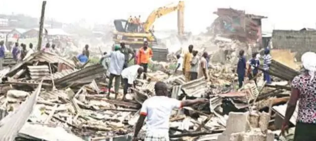 Makoko Demolitions: Fate Of 1,000 School Children Hangs In The Balance Makoko Demolitions: Fate Of 1,000 School Children Hangs In The Balance