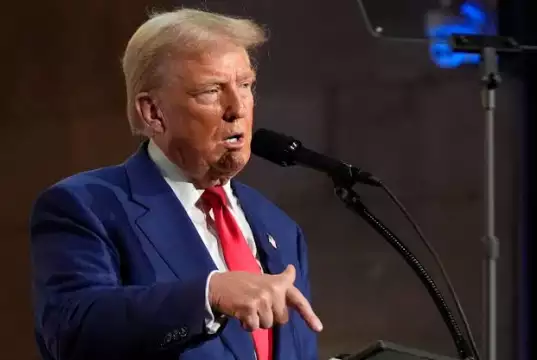 US Congress Panel Official Submits Nigeria’s Alleged Genocide Report To Trump US Congress Panel Official Submits Nigeria's Alleged Genocide Report To Trump