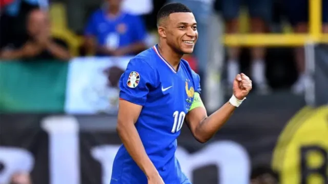 Mbappe Readily Fitted To Pay At World Cup Mbappe Readily Fitted To Pay At World Cup