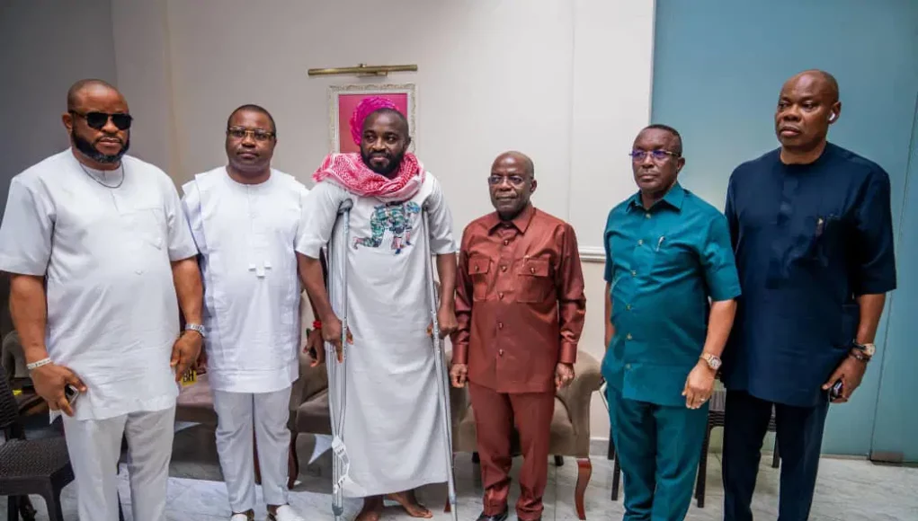 Otti Rewards Soldier Who Arrested Notorious Abia Kidnap Kingpin ‘Osisikankwu’