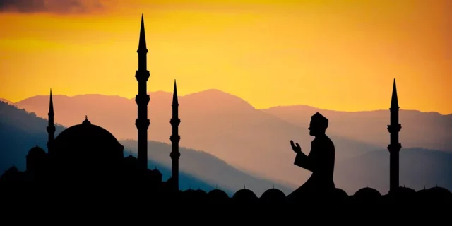 Ramadan Talk Day 20: Spiritual Benefits Of Iʿtikāf Ramadan Talk Day 20: Spiritual Benefits Of Iʿtikāf