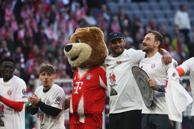 Bayern Munich Sink Stuttgart To Lift 35th Bundesliga Title Bayern Munich Sink Stuttgart To Lift 35th Bundesliga Title