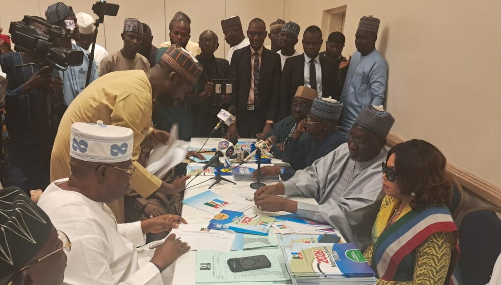 Faleke Picks Presidential Forms For President Tinubu