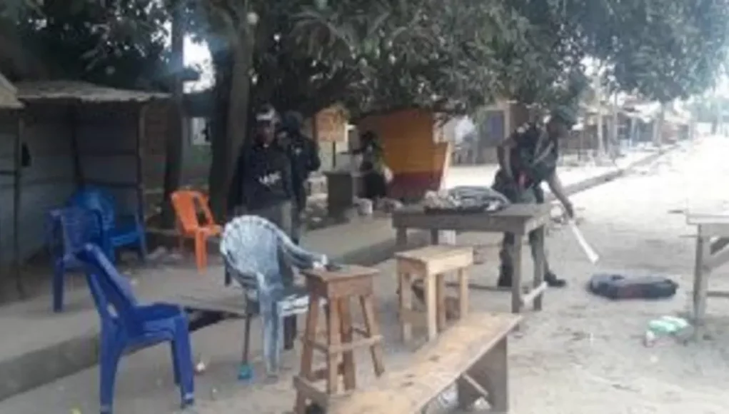 Hoodlums Attack FUTO Community, Shoot 1, Injure Many