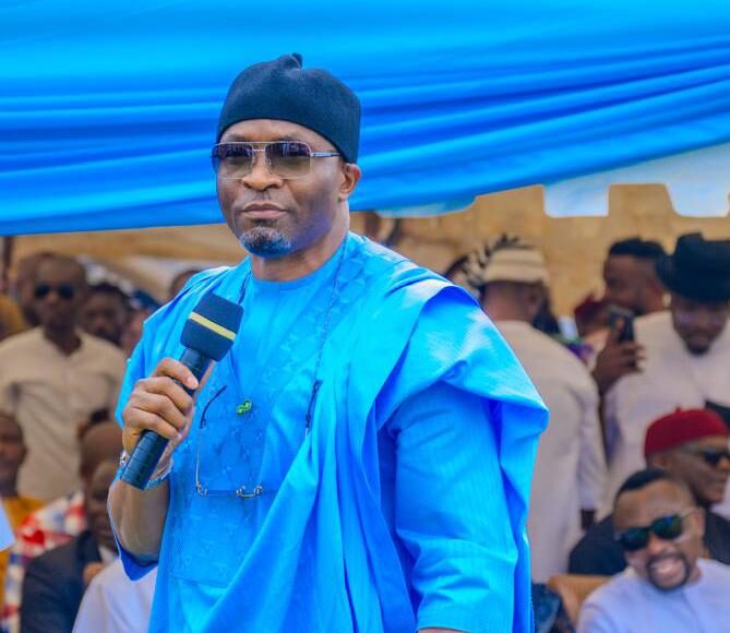 Deputy Speaker, Kalu Urges APC Members To Fight Underdevelopment, Not Themselves