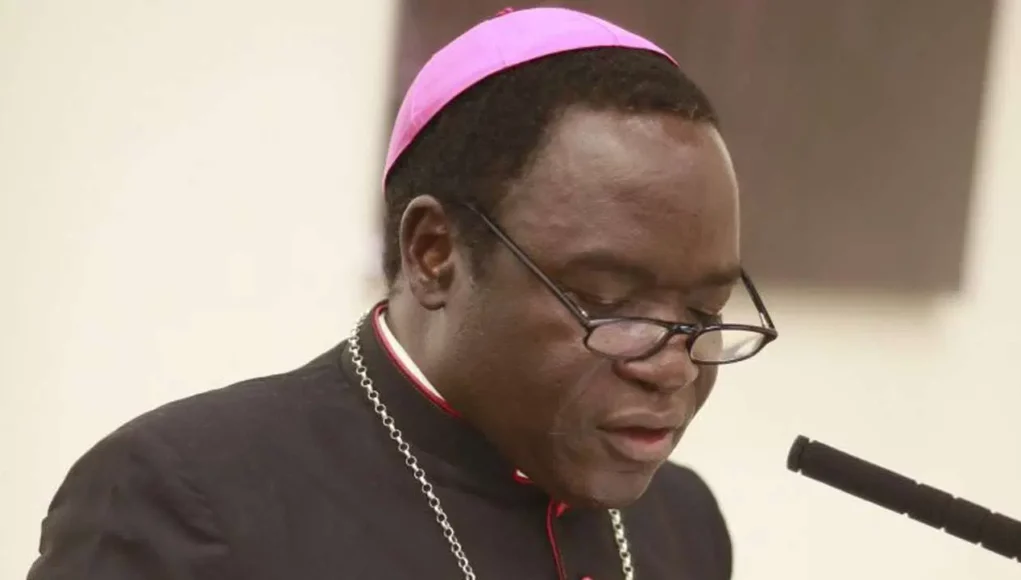 Bishop-Matthew-Kukah At Aig-Imoukhuede Memorial Lecture: Political Position Isn’t Leadership, Kukah Tells Nigerians