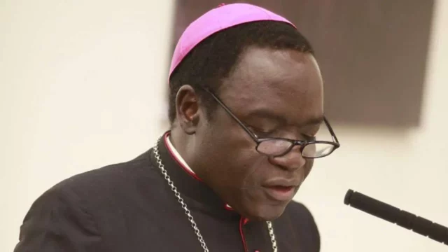 At Aig-Imoukhuede Memorial Lecture: Political Position Isn’t Leadership, Kukah Tells Nigerians At Aig-Imoukhuede Memorial Lecture: Political Position Isn’t Leadership, Kukah Tells Nigerians