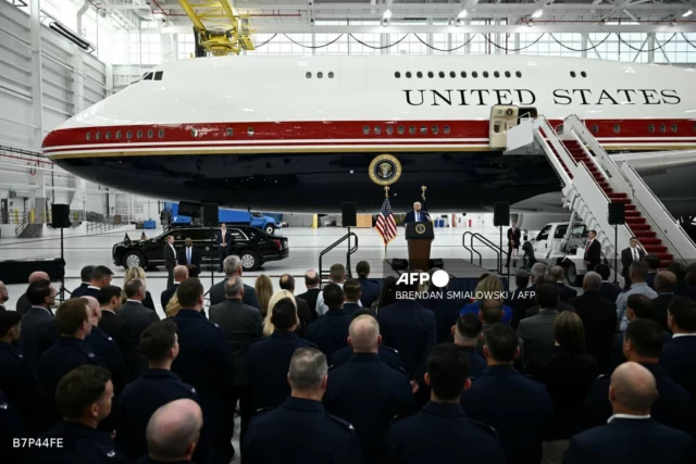 President Trump Presents Qatar-gifted Presidential Jet, Describes As ‘Flying White House’ President Trump Presents Qatar-gifted Presidential Jet, Describes As ‘Flying White House’
