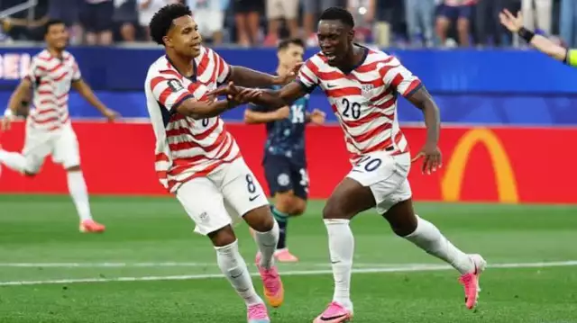 US Defeat Paraguay 4-1 In World Cup Opener US Defeat Paraguay 4-1 In World Cup Opener