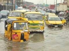 Motorists, Commuters Stranded As Floods Submerge Lagos Roads Motorists, Commuters Stranded As Floods Submerge Lagos Roads