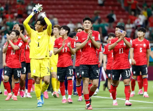 South Korea’s 2-1 Victory Over Czech Republic Marks Strong Start To World Cup South Korea's 2-1 Victory Over Czech Republic Marks Strong Start To World Cup