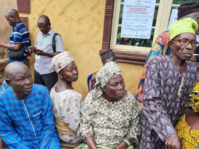 Photos: PDP Candidate Arrives Polling Unit As Elderly Voters Await Accreditation In Ikere Ekiti Photos: PDP Candidate Arrives Polling Unit As Elderly Voters Await Accreditation In Ikere Ekiti