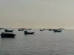 US Forces Board Ship To Ensure ‘Compliance’ With Iran Blockade US Forces Board Ship To Ensure ‘Compliance’ With Iran Blockade