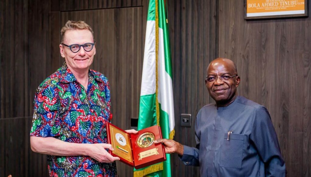 Governor Otti Receives 2024 Nobel Laureate In Economics, Says Development Must Take Priority Over Growth