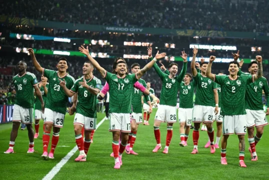 Mexico 2-0 Win Against Ecuador To Boosts World Cup Round Of 16 Chances Mexico 2-0 Win Against Ecuador To Boosts World Cup Round Of 16 Chances