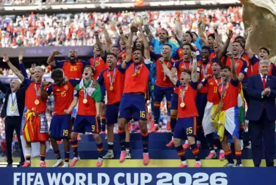 Trump Lingers On Stage To Lap Up World Cup Spotlight Trump Lingers On Stage To Lap Up World Cup Spotlight
