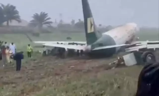 NSIB Begins Probe Into Enugu Airline Incident, Shuts Benin Runway NSIB Begins Probe Into Enugu Airline Incident, Shuts Benin Runway
