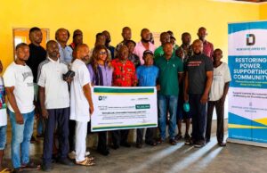 Ibom Developers FZE Donates ₦2.5 Million To Restore Electricity In Ukwa East Community | VIDEO Ibom Developers FZE Donates ₦2.5 Million To Restore Electricity In Ukwa East Community | VIDEO
