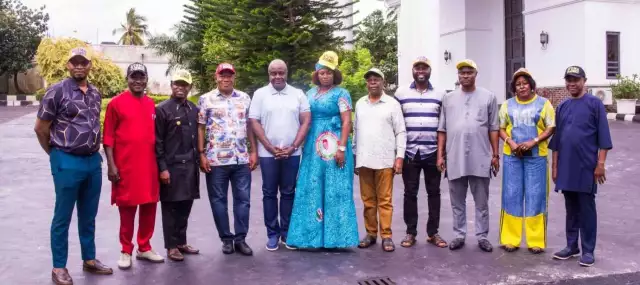 Atuma Meets Former APC Assembly Aspirants, Intensifies Mobilisation For Abia Central Senatorial Race | VIDEO Atuma Meets Former APC Assembly Aspirants, Intensifies Mobilisation For Abia Central Senatorial Race | VIDEO