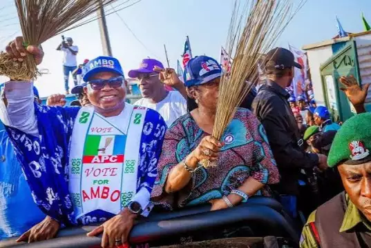 Akpabio, Gov. Uzodimma, Others Arrives Osun Ahead of APC Governorship Rally Akpabio, Gov. Uzodimma, Others Arrives Osun Ahead of APC Governorship Rally
