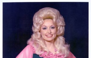 Beyonce, Taylor, Oprah Lead Tributes To Dolly Parton Beyonce, Taylor, Oprah Lead Tributes To Dolly Parton