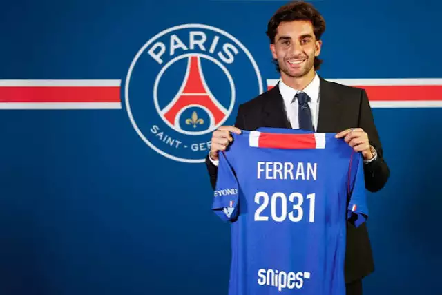 PSG Announces Ferran Torres Move On Five-Year Contract PSG Announces Ferran Torres Move On Five-Year Contract