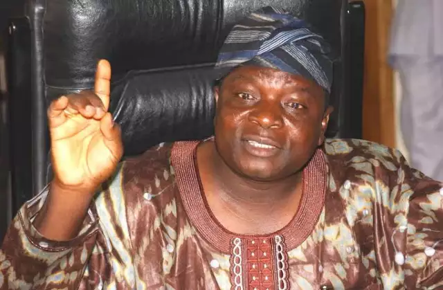 Osun 2026: Oyinlola-led PDP Faction Declares Support For APC’s Oyebamiji Osun 2026: Oyinlola-led PDP Faction Declares Support For APC’s Oyebamiji