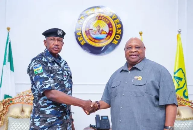Adeleke Receives New Osun CP, Demands Release Of Detainees Adeleke Receives New Osun CP, Demands Release Of Detainees