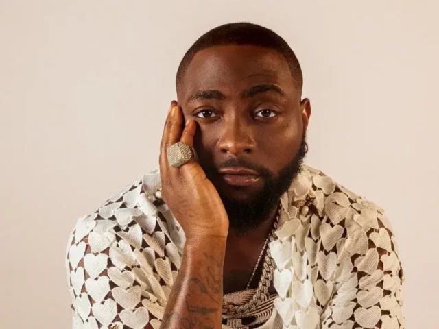 One Killed as Davido’s Security Details, Thugs Clash At Palace One Killed as Davido’s Security Details, Thugs Clash At Palace