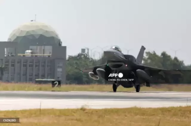 Taiwan Acquires First US-made F-16V Fighter Jets To Counter Potential Attacks Taiwan Acquires First US-made F-16V Fighter Jets To Counter Potential Attacks